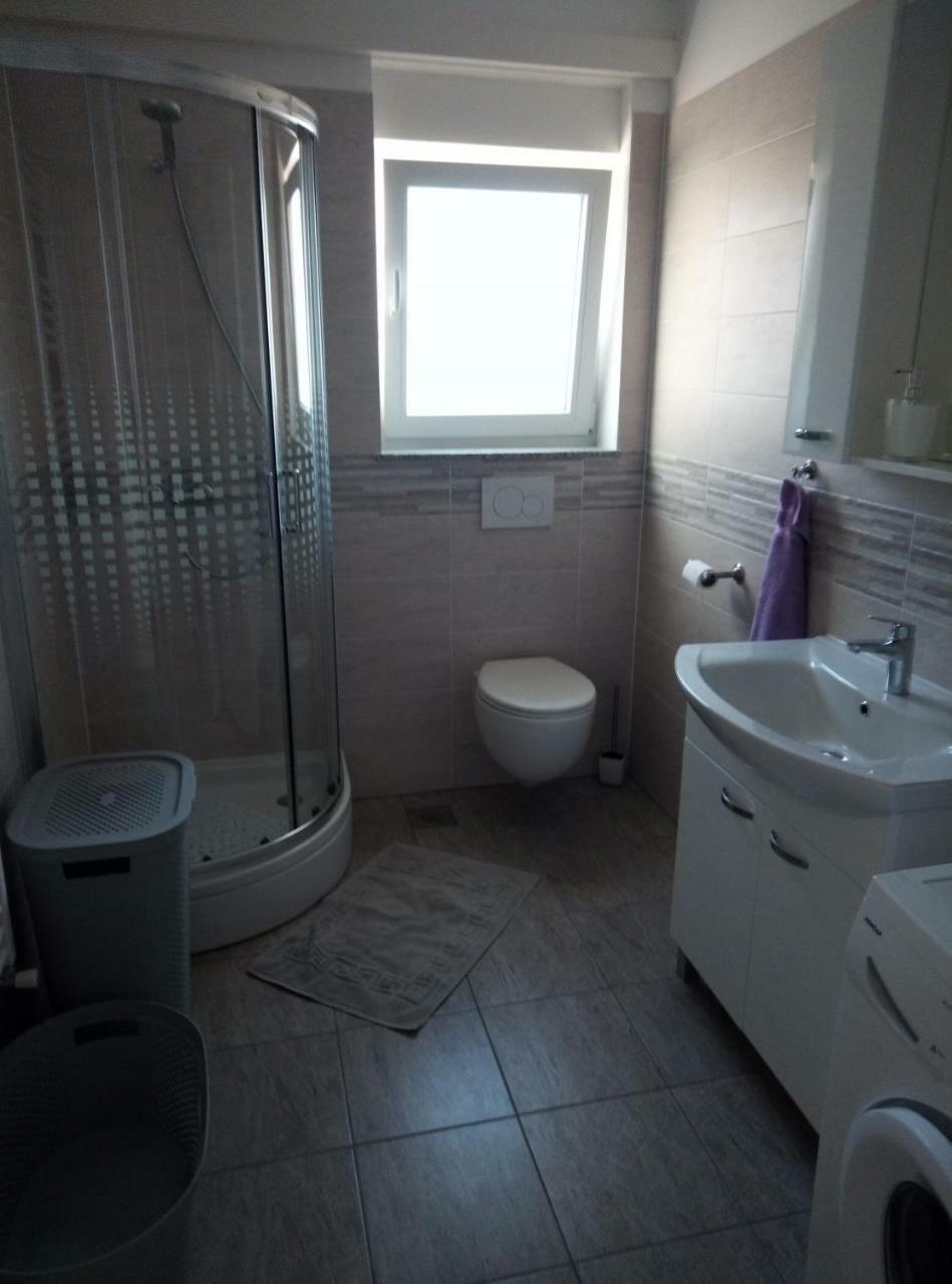 Apartman Rubinic ลอฟราน ภายนอก รูปภาพ