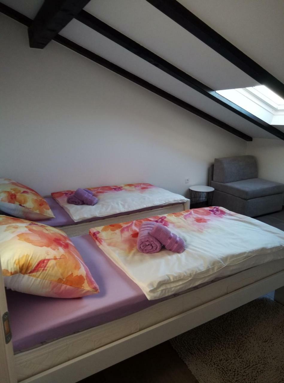 Apartman Rubinic ลอฟราน ภายนอก รูปภาพ